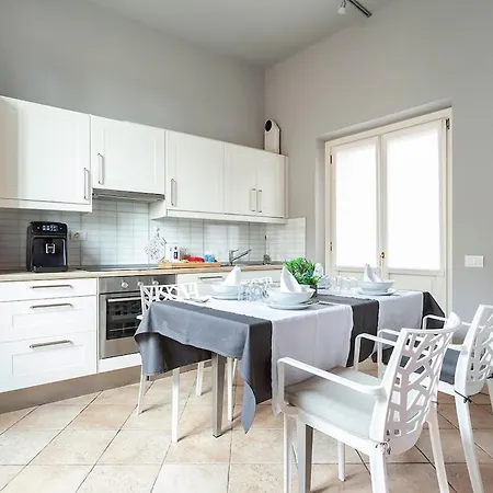 Luxury Апартаменты Сомма-Ломбардо